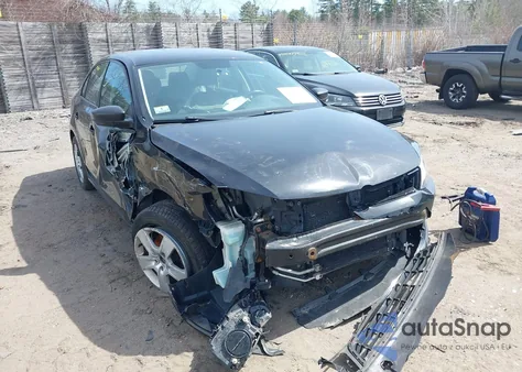 2011 Volkswagen Jetta 2.0L S из США, поврежденный, VIN 3VW2K7AJ8BM021033